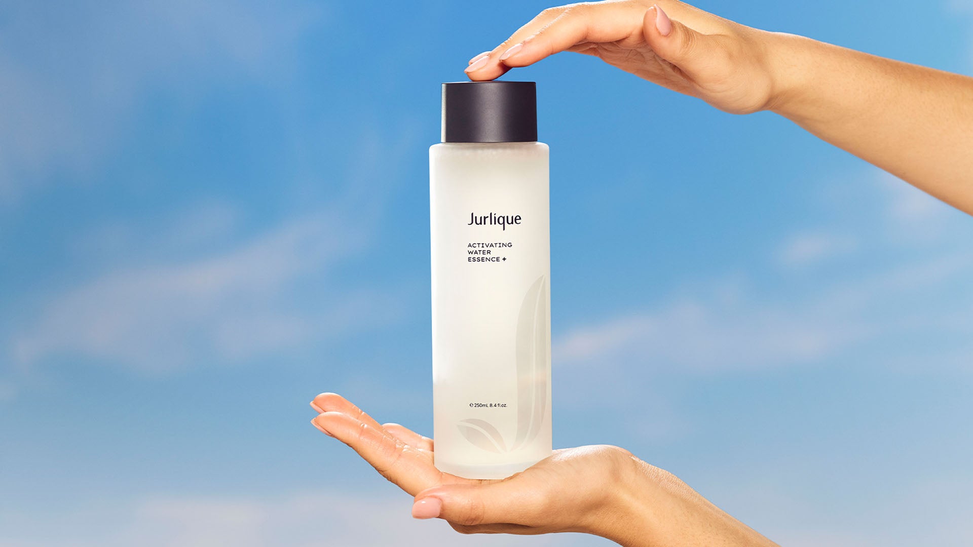 THE SKINCARE PRIMER YOU DIDN'T KNOW YOU NEEDED